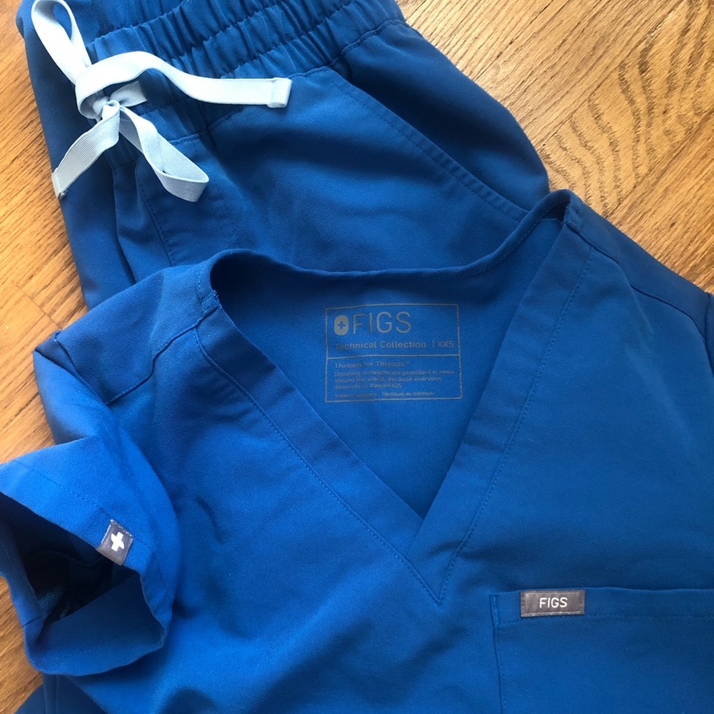 FIGS Women's Royal Blue Catarina™ - One-Pocket Scrub Top - XXS / Royal Blue